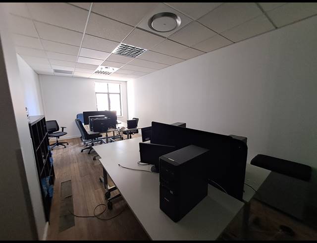 3,649M² OFFICE TO LET IN ILLOVO